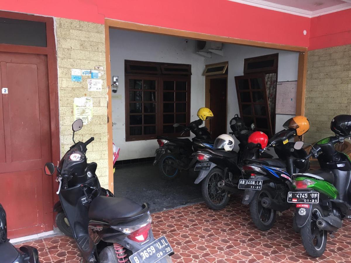 Hotel Destiny House Yogyakarta Esterno foto